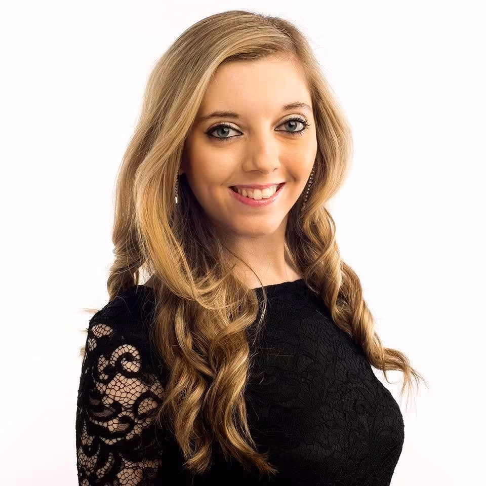 Jemma Andrews headshot